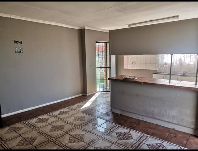 4 BEDROOM PROPERTY TO RENT IN MALABAR